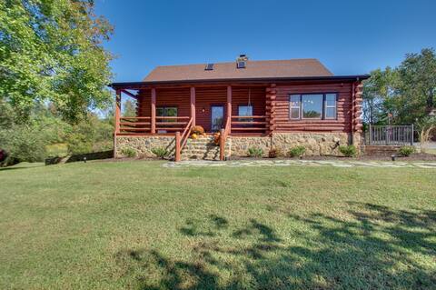 Cozy Log Cabin Getaway w/ Fire Pit + 3 Acres!