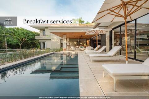 200mts to Beach – Private Pool & Pickleball court