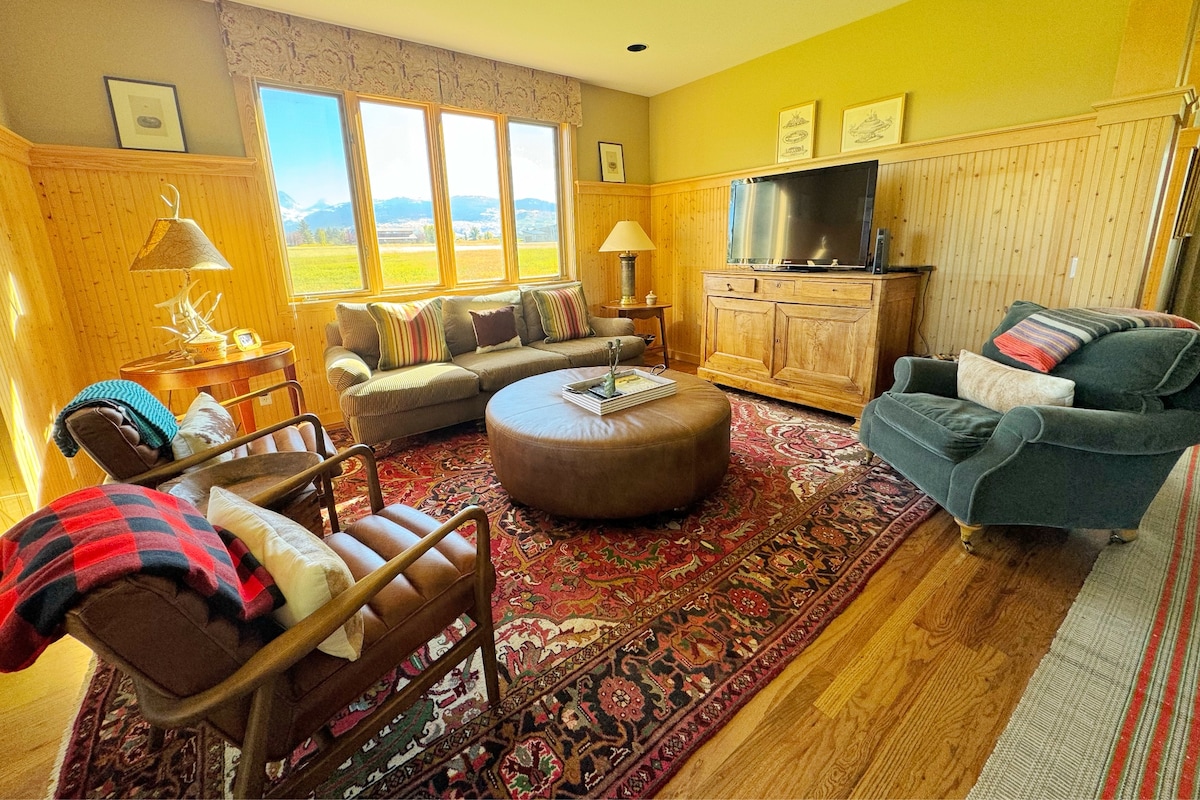Mesa Lodge — view 4
