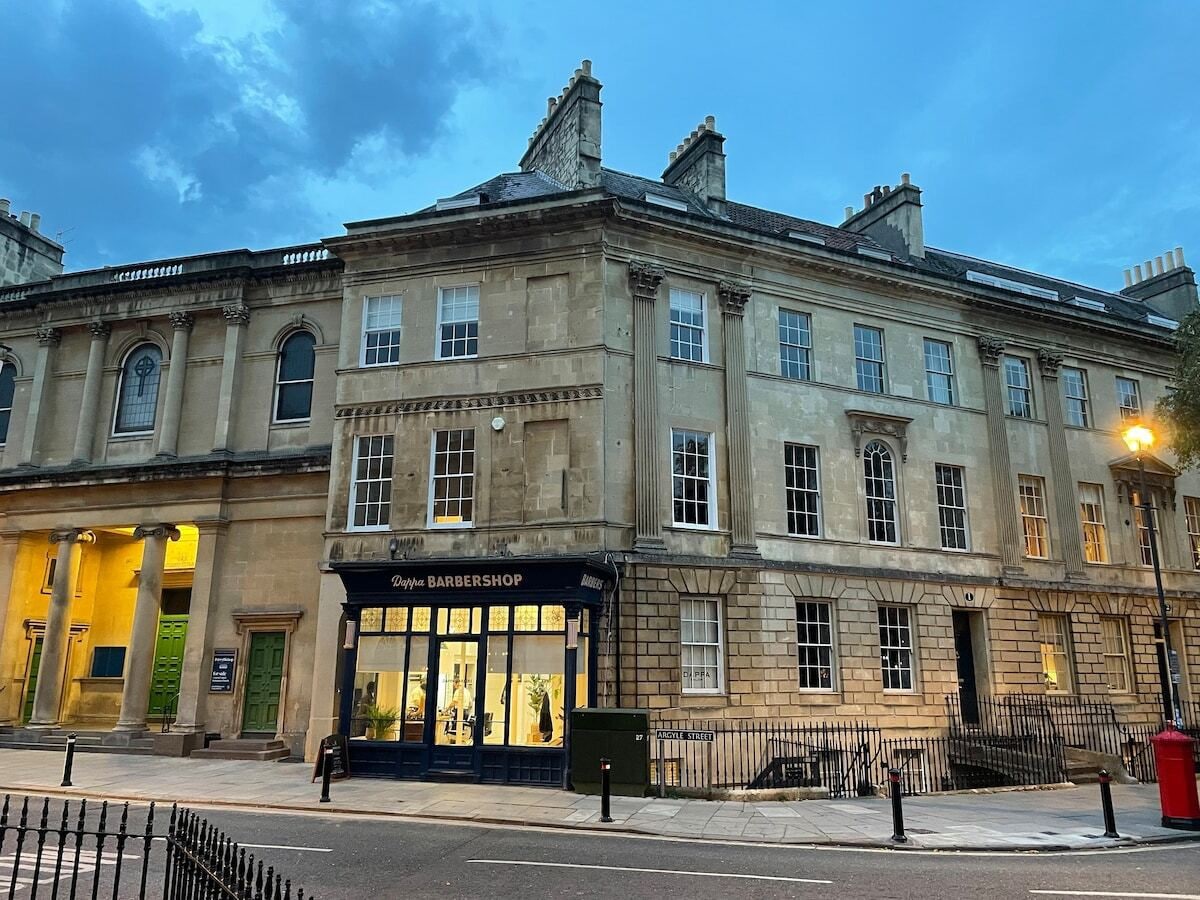 Stunning, Bath Townhouse, City Centre (AS)