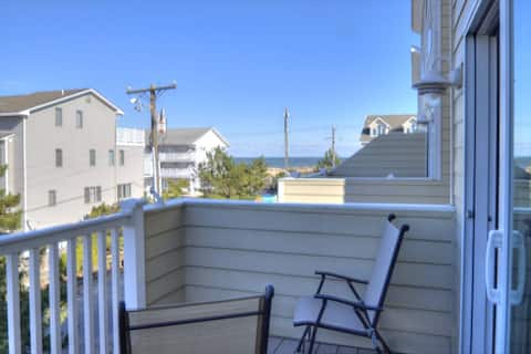 3rd House from the Beach, Water View, Comm. Pool