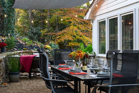 Top performing Airbnb: 5Bd/4Ba sleeps 12 & 5min to WFU in Winston Salem