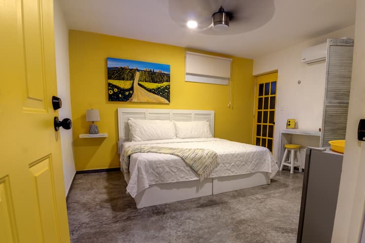 Dormitorio con baño/primer piso