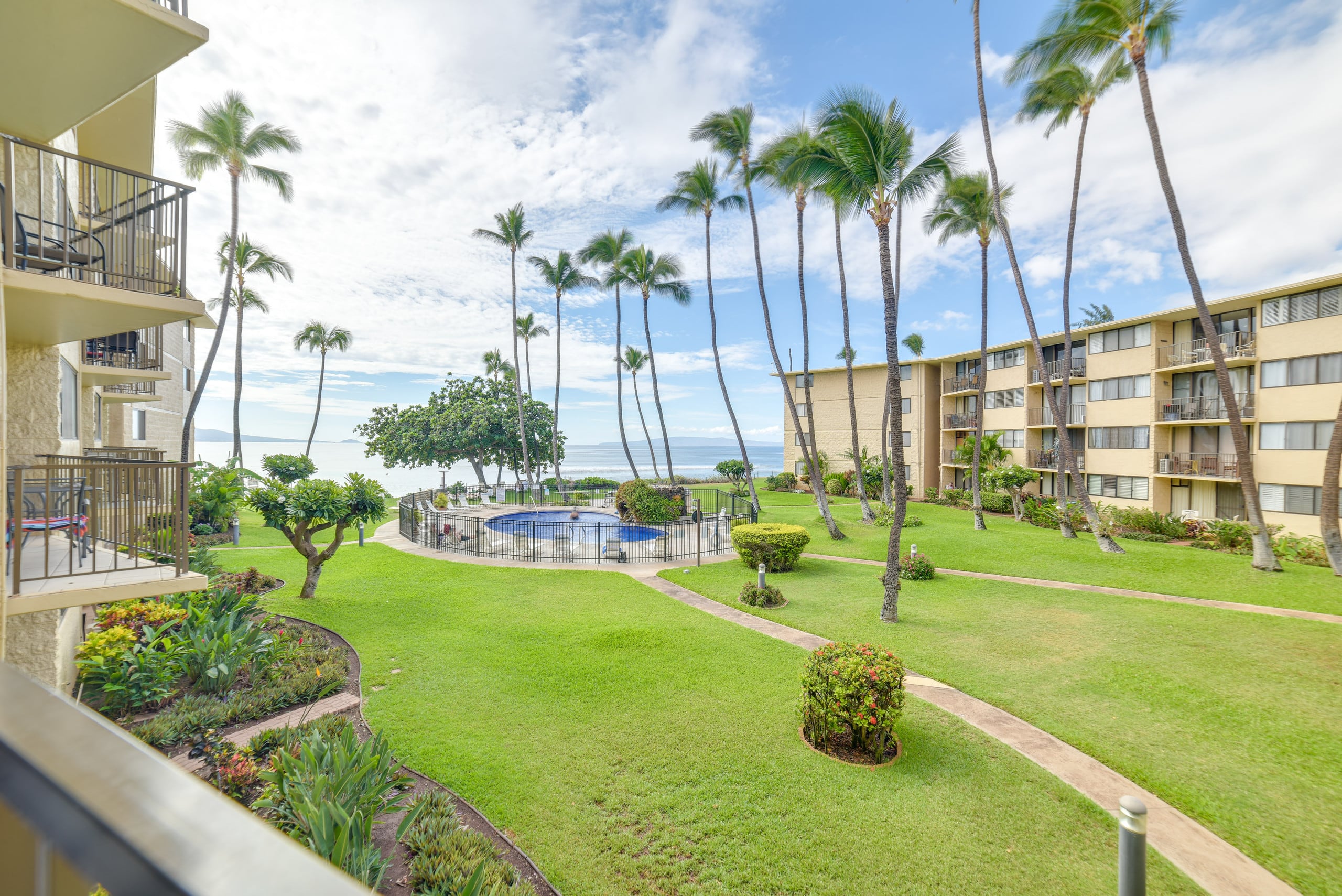Condo in Wailuku · ★4.78 · 2 bedrooms · 3 beds · 2 shared baths - Image 28