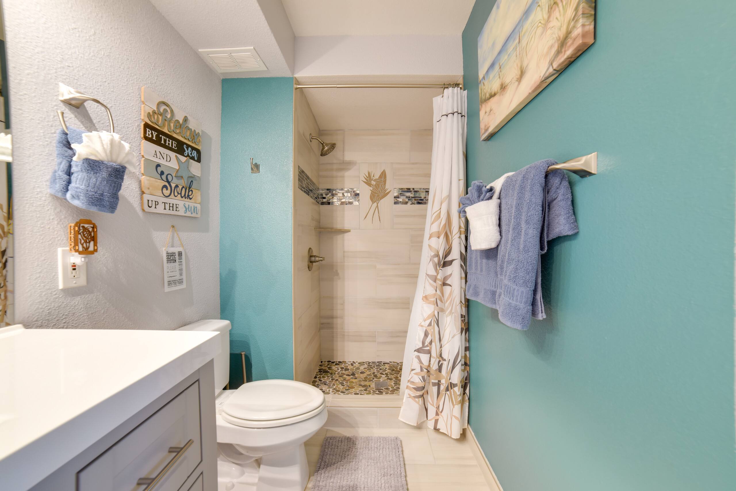 Condo in Wailuku · ★4.78 · 2 bedrooms · 3 beds · 2 shared baths - Image 20