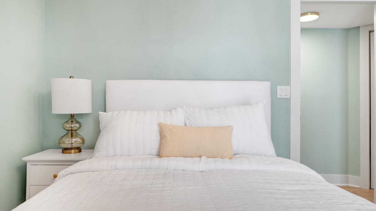 Rest comfortably in the cozy Queen Guest Room