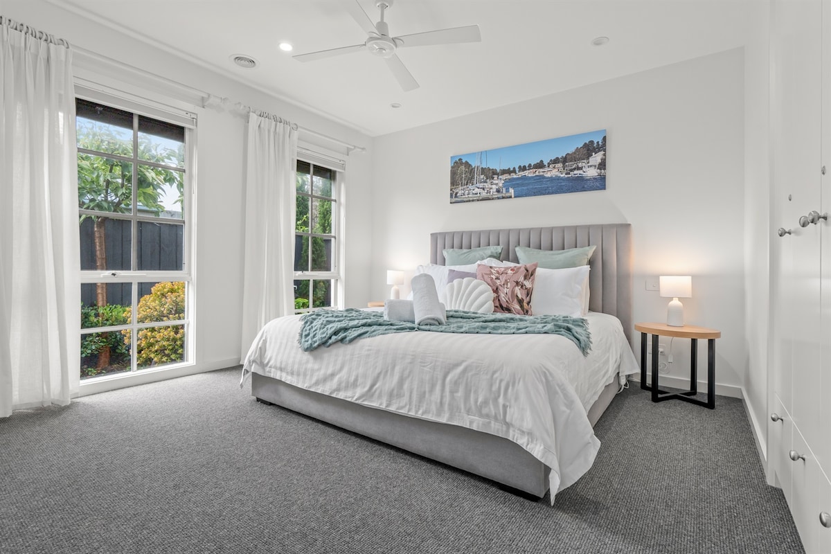 Chumba kikuu cha kulala - Kitanda cha ukubwa wa king