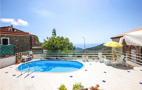 3 bedroom stunning home in Casalsottano