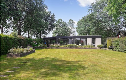 3 bedroom amazing home in Arnemuiden