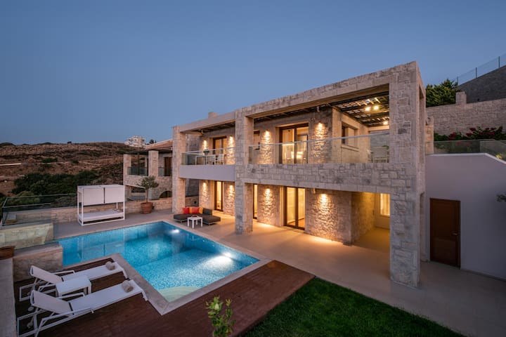 Omega House in Crete