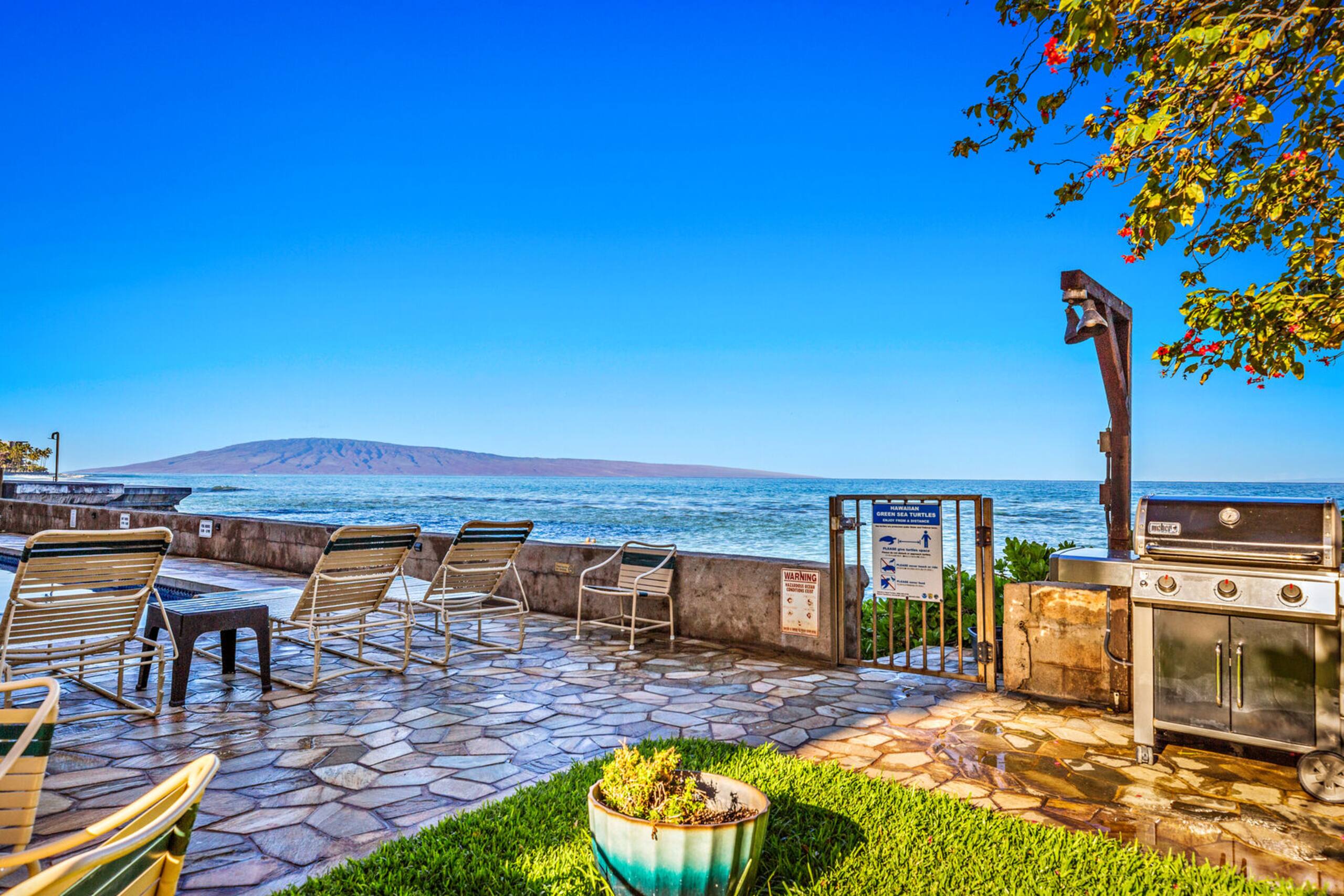 Condo in Lahaina · ★4.75 · 1 bedroom · 2 beds · 1 private bath - Image 24