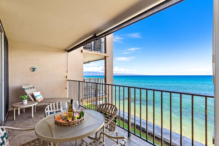 Expansive Ocean View Condo With Large Windows - Hawaii