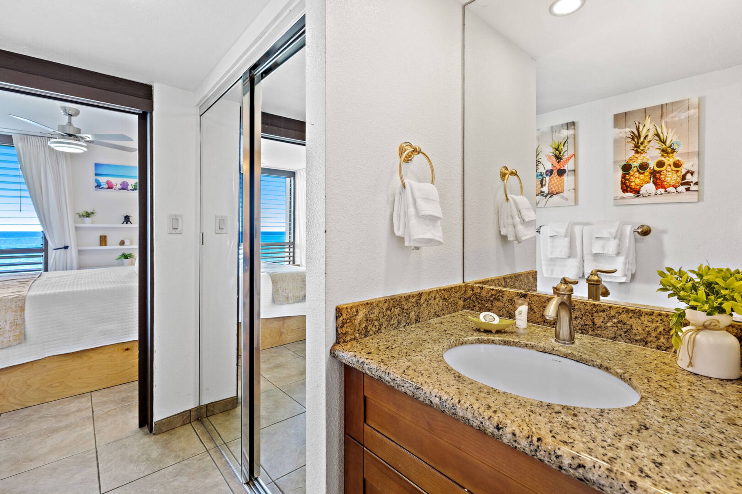 Condo in Lahaina · ★4.75 · 1 bedroom · 2 beds · 1 private bath - Image 20