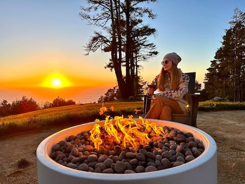 Driftwood Lodge~5 BR/7 Bath~30-acre Private Estate