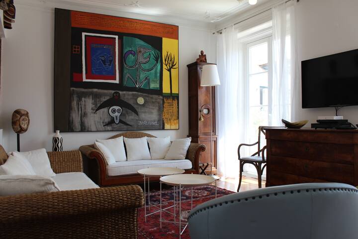 Central Colorful & Sunny Apartment in Baixa 107 gallery image 3