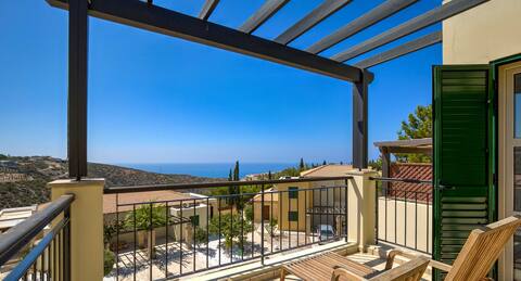 Charming Junior Villa Polemi, Aphrodite Hills