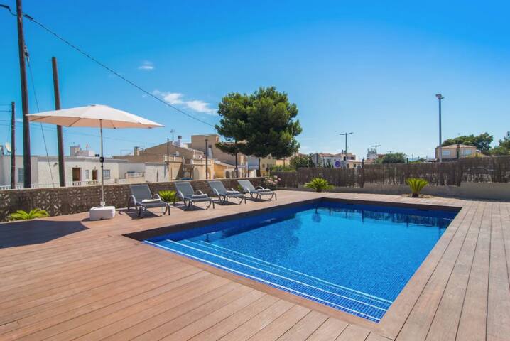 Anglesos gallery image 5