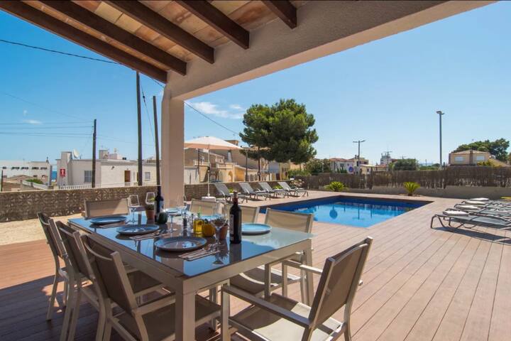 Anglesos gallery image 4