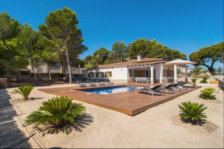 Anglesos gallery image 2