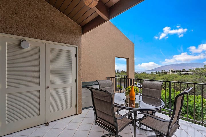 Kamaole Sands 4-412 - Penthouse Ocean Views, Spacious, Beautiful Renovation, Ac! - Maui, HI