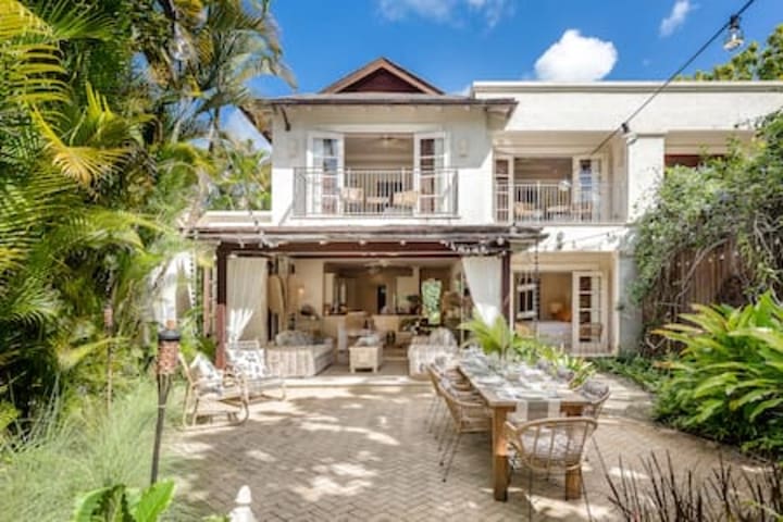 Claridges 6 · Salt Life at Claridges