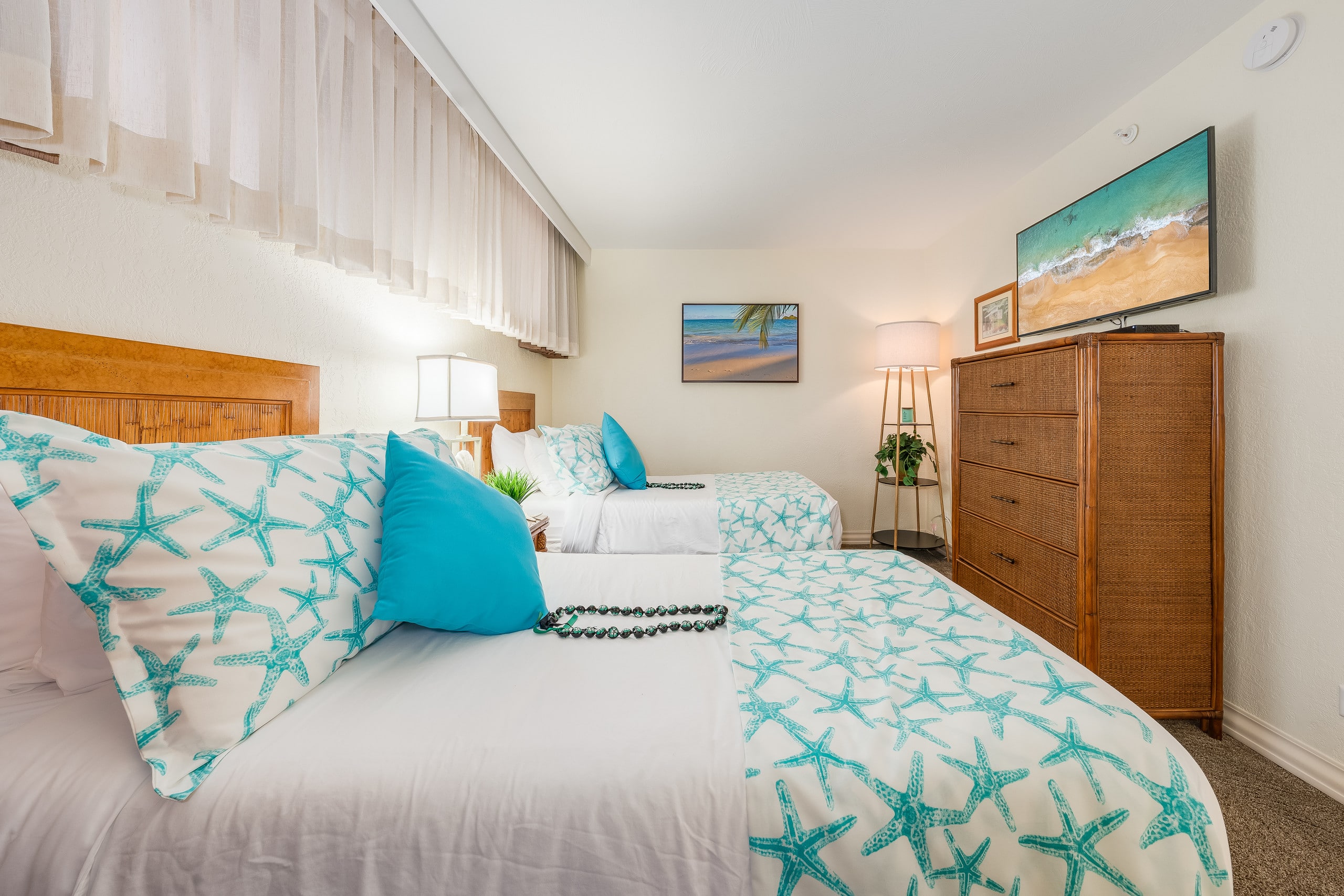 Condo in Lahaina · ★4.75 · 2 bedrooms · 4 beds · 2 baths - Image 16