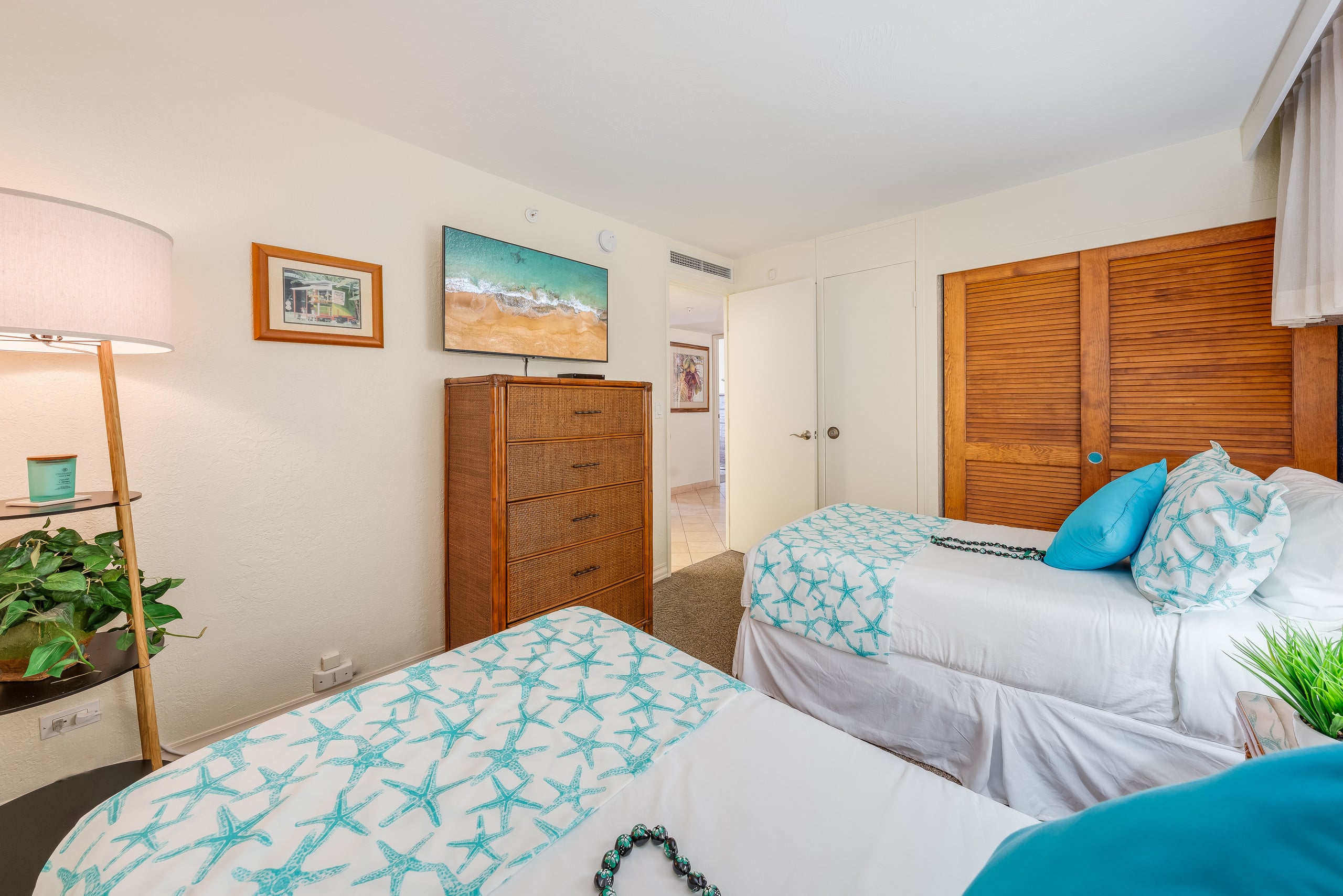 Condo in Lahaina · ★4.75 · 2 bedrooms · 4 beds · 2 baths - Image 19