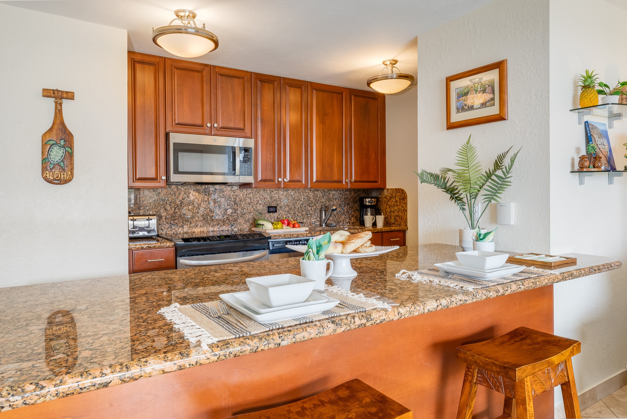 Condo in Lahaina · ★4.75 · 2 bedrooms · 4 beds · 2 baths - Image 5