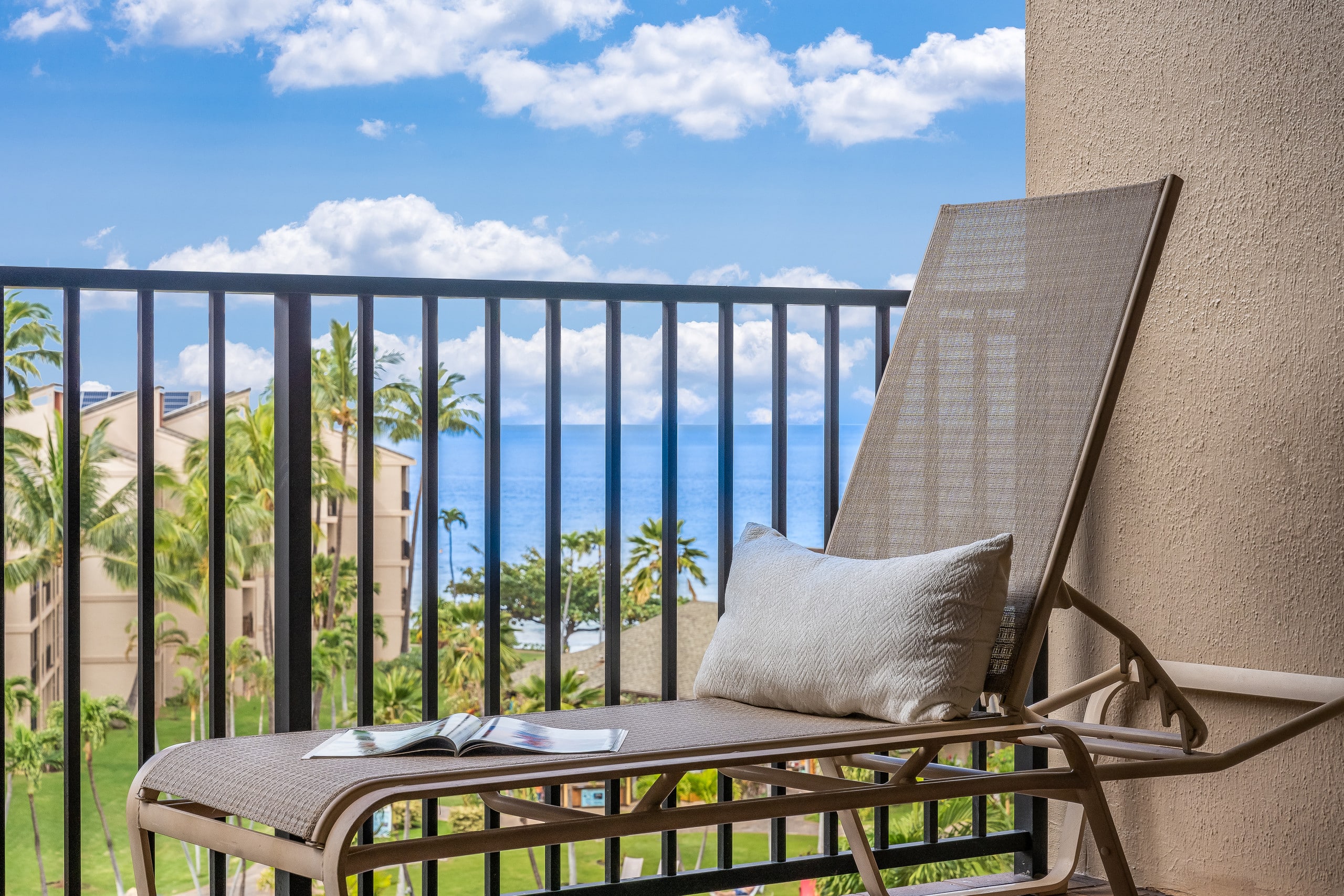 Condo in Lahaina · ★4.75 · 2 bedrooms · 4 beds · 2 baths - Image 27