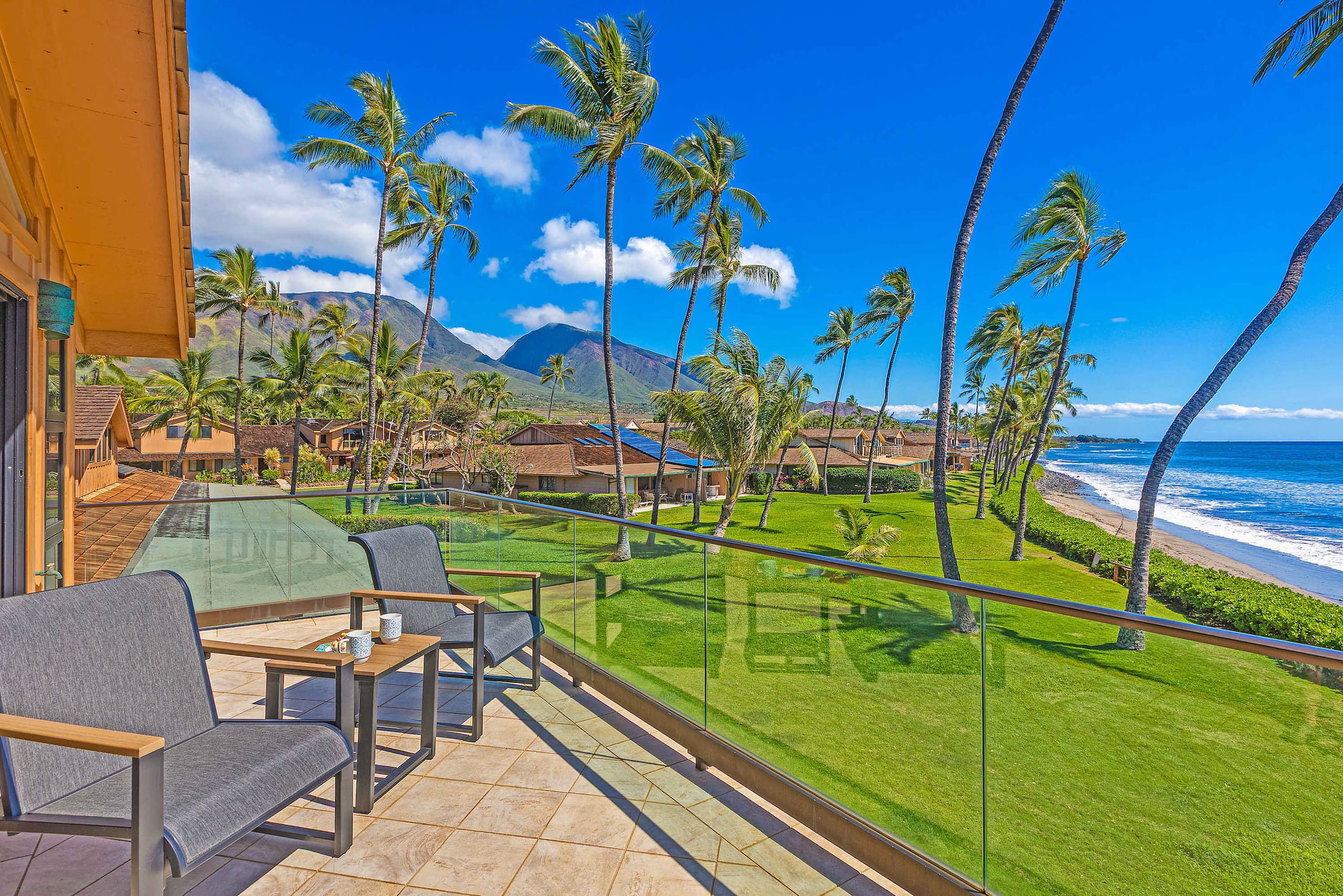 Townhouse in Lahaina · ★5.0 · 4 bedrooms · 3.5 baths - Image 21