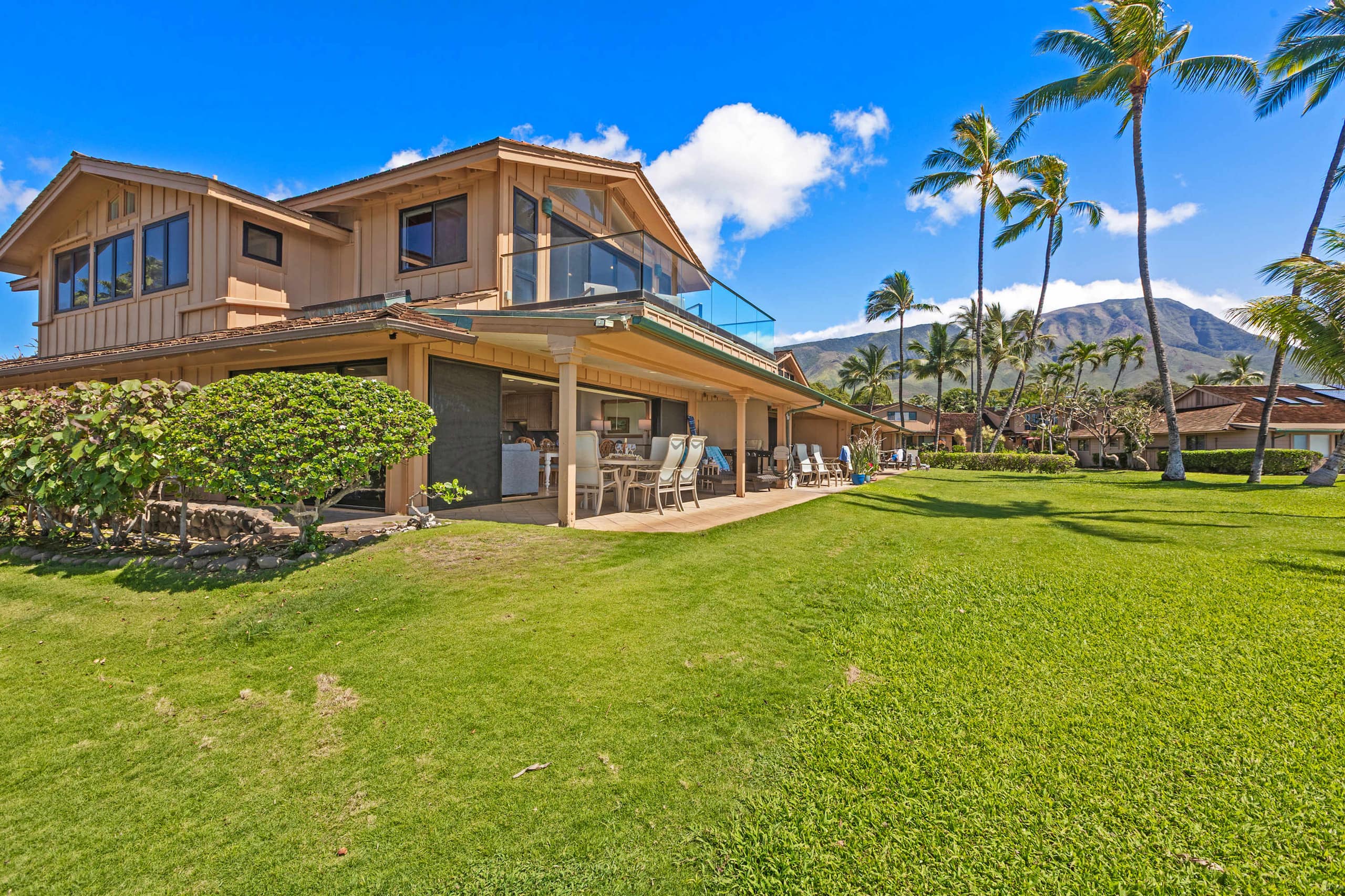 Townhouse in Lahaina · ★5.0 · 4 bedrooms · 3.5 baths - Image 36