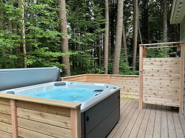Quechee Lakes Rentals managed Airbnb listing 1