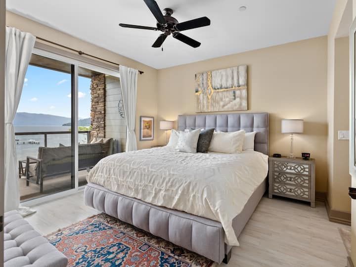 Condo 233 - Master Suite