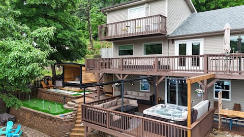 TIME WELL SPENT! Luxury Lake House w Dock & HotTub