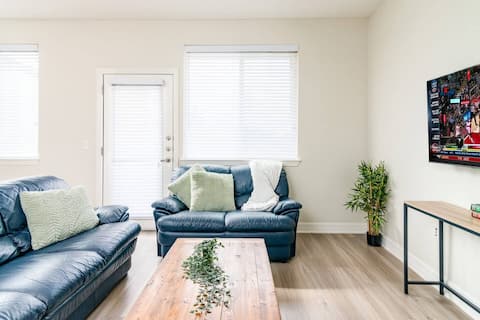 1 BR Apt w/ 58