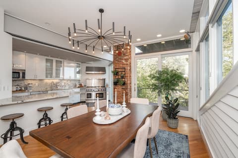 Centennial House | Mt Adams