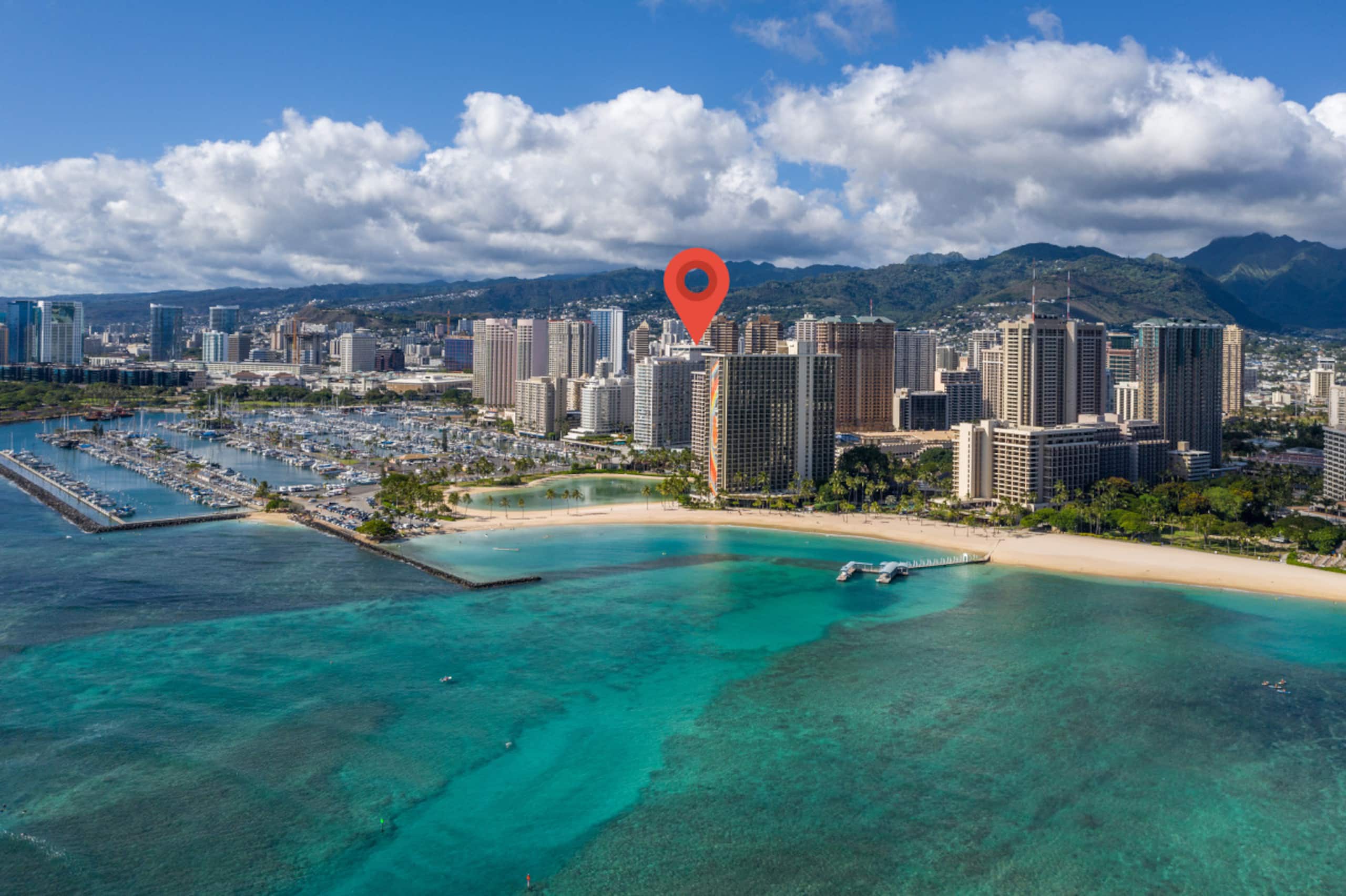 Condo in Honolulu · ★4.76 · 1 bedroom · 3 beds · 1 private bath - Image 41