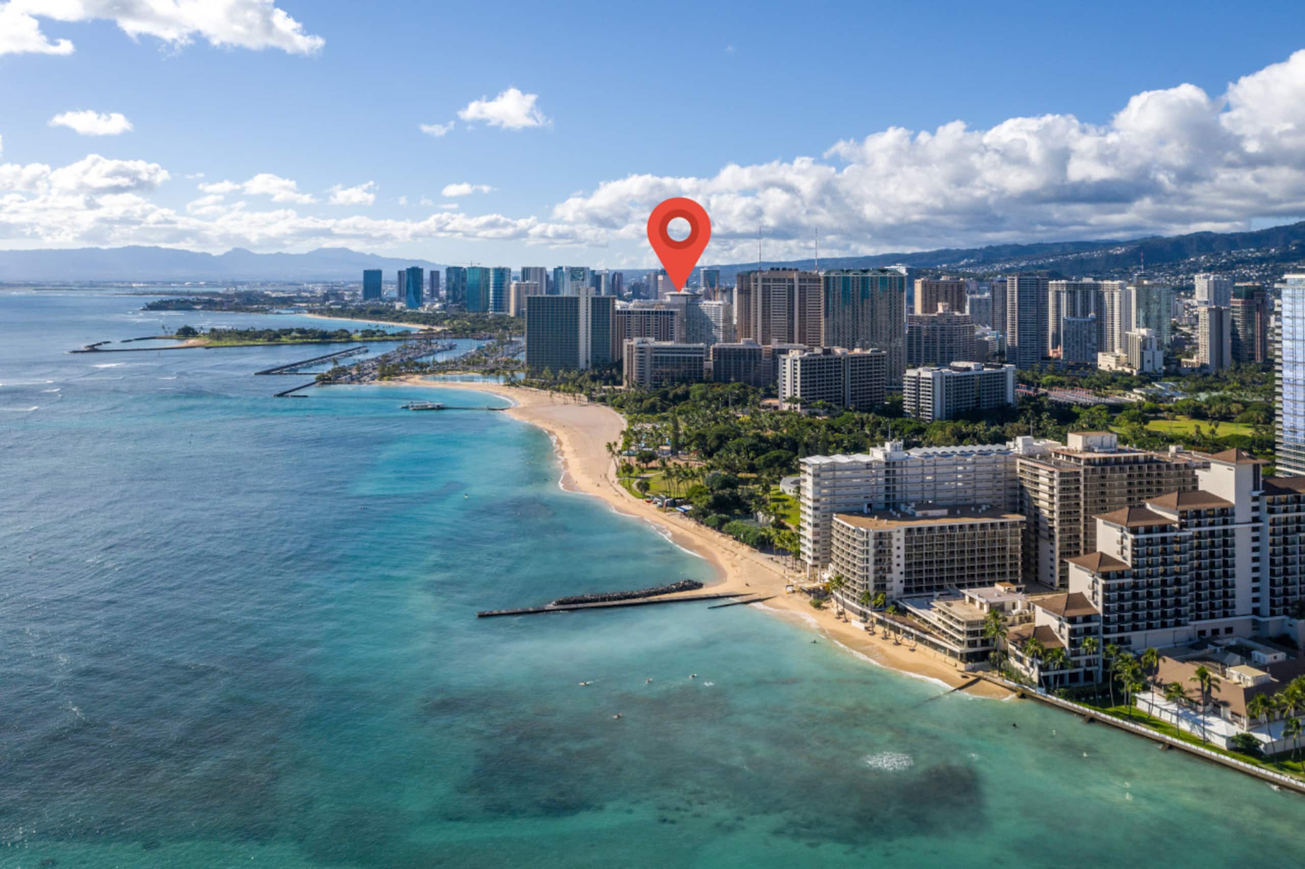 Condo in Honolulu · ★4.76 · 1 bedroom · 3 beds · 1 private bath - Image 43