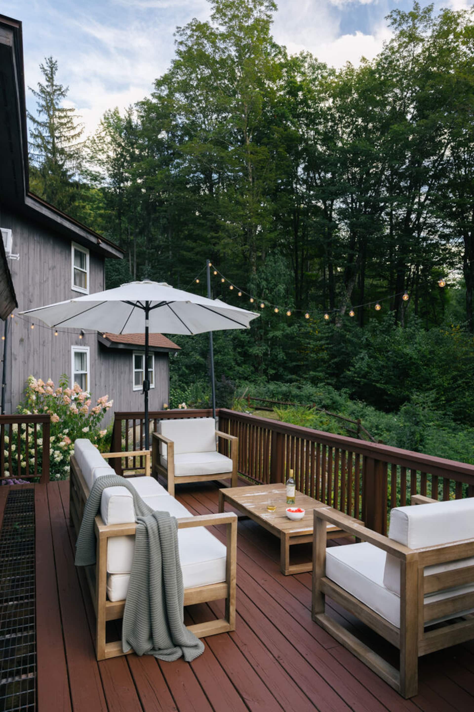 Forest Mountain Escape- Beautiful Mountaintop Escape in Mendon, VT, 20 min to Killington 14 to Pico, home — photo 3