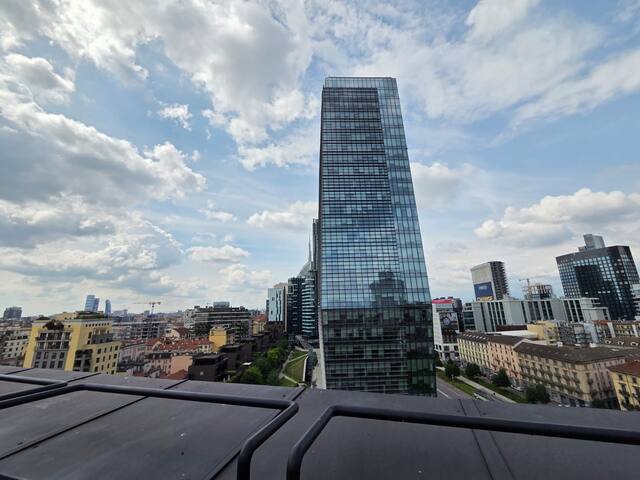 Home 12 gallery image 3