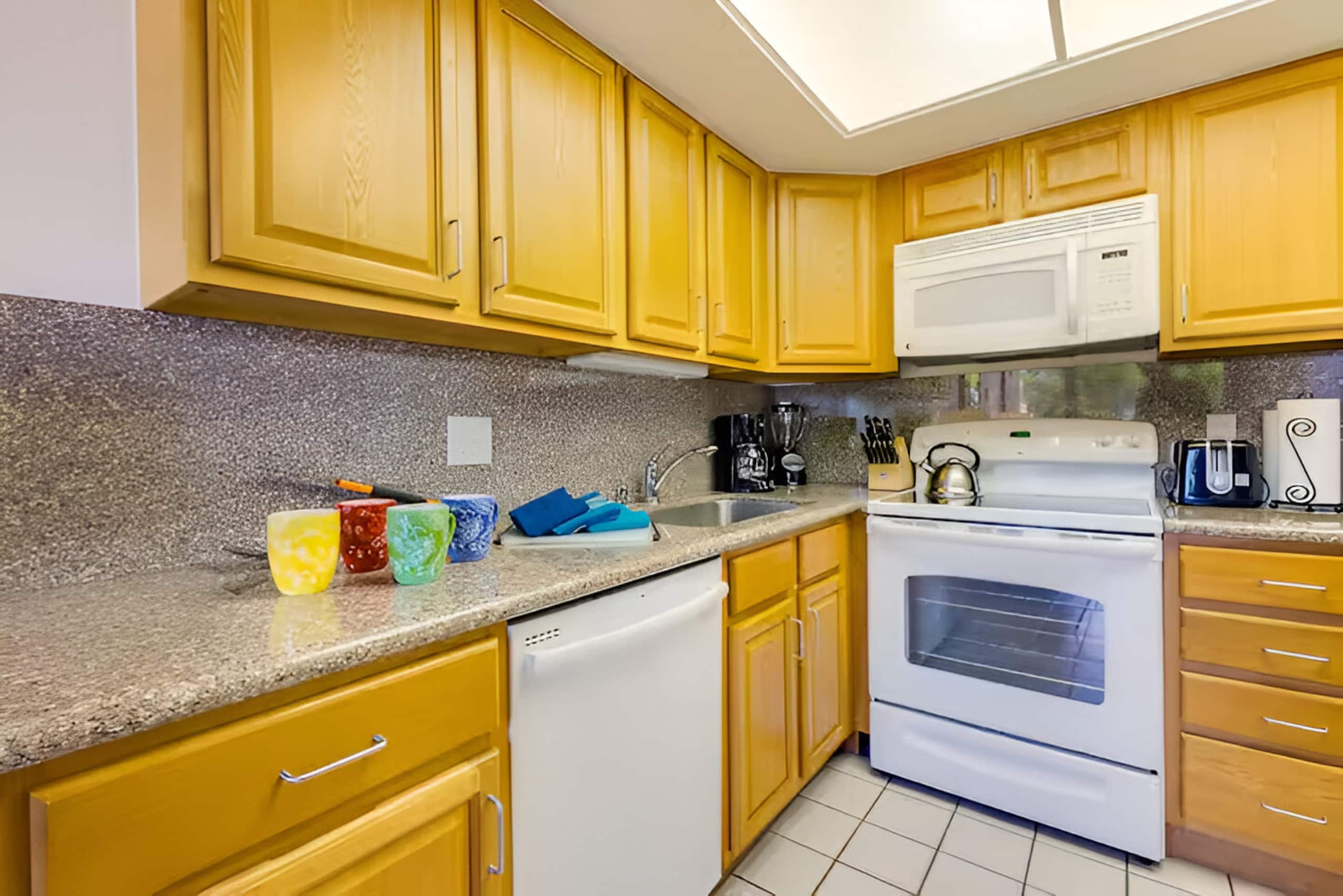 Condo in Kihei · ★4.83 · 1 bedroom · 2 beds · 1 private bath - Image 7