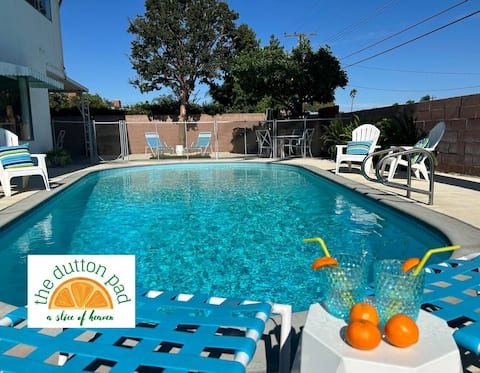 Disneyland close, 14 guest family home with pool!