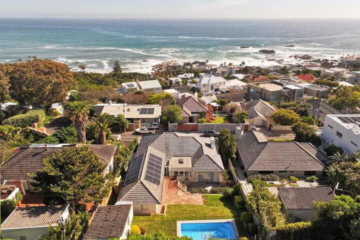 Camps Bay Luxury Home, Pool, Sea & Mountain Views gallery image 4