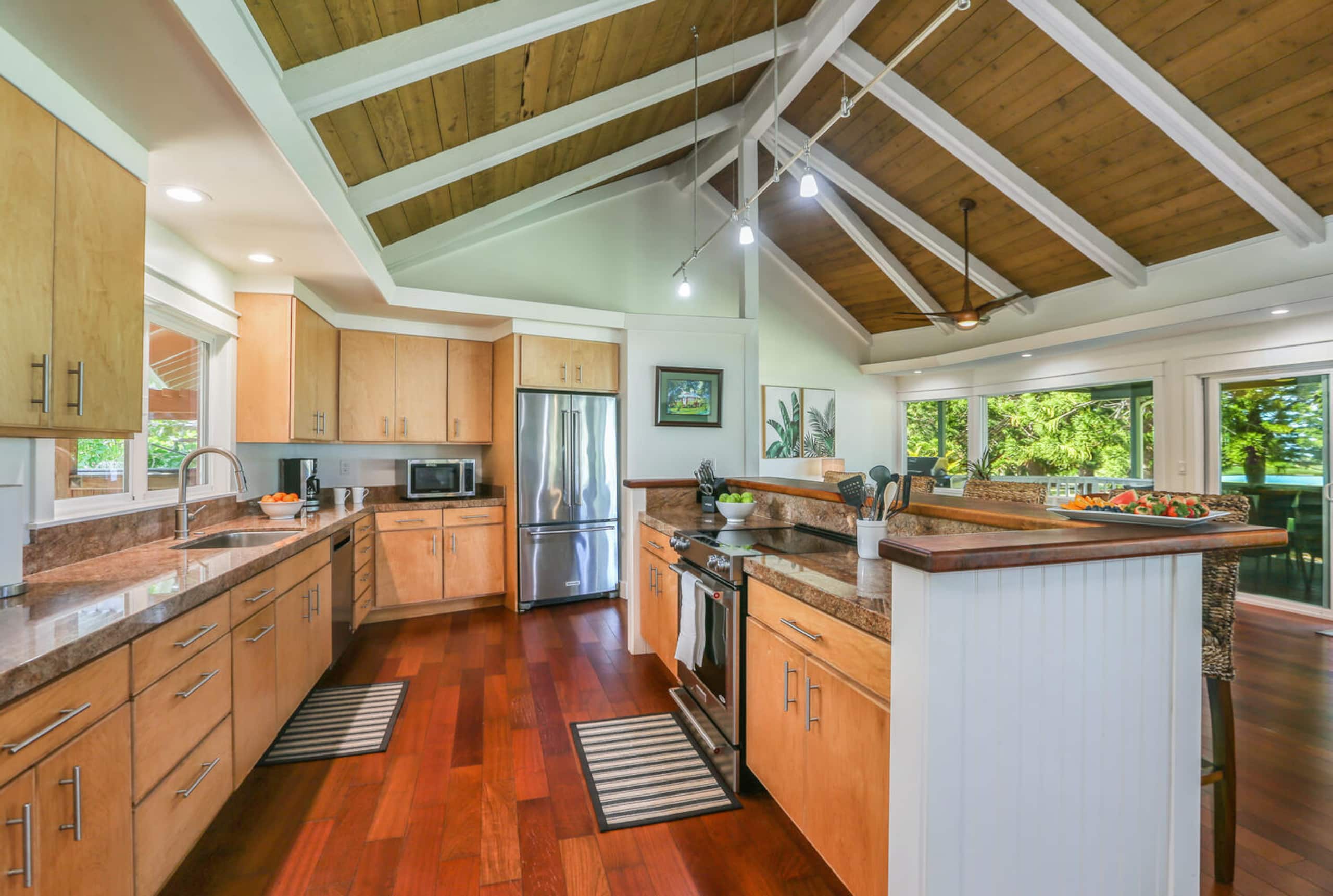 Home in Princeville · ★5.0 · 3 bedrooms · 4 beds · 2.5 baths - Image 17