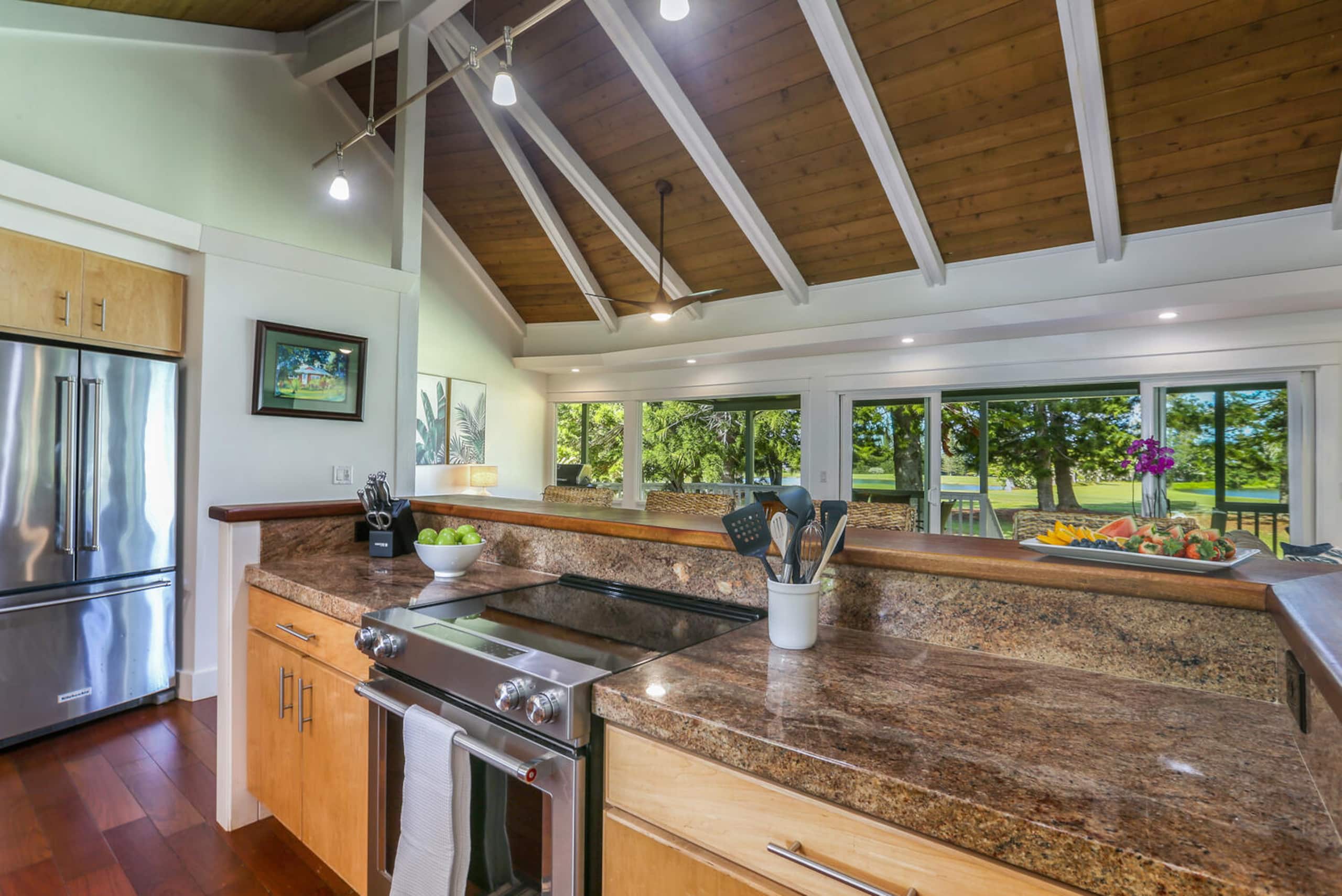 Home in Princeville · ★5.0 · 3 bedrooms · 4 beds · 2.5 baths - Image 14