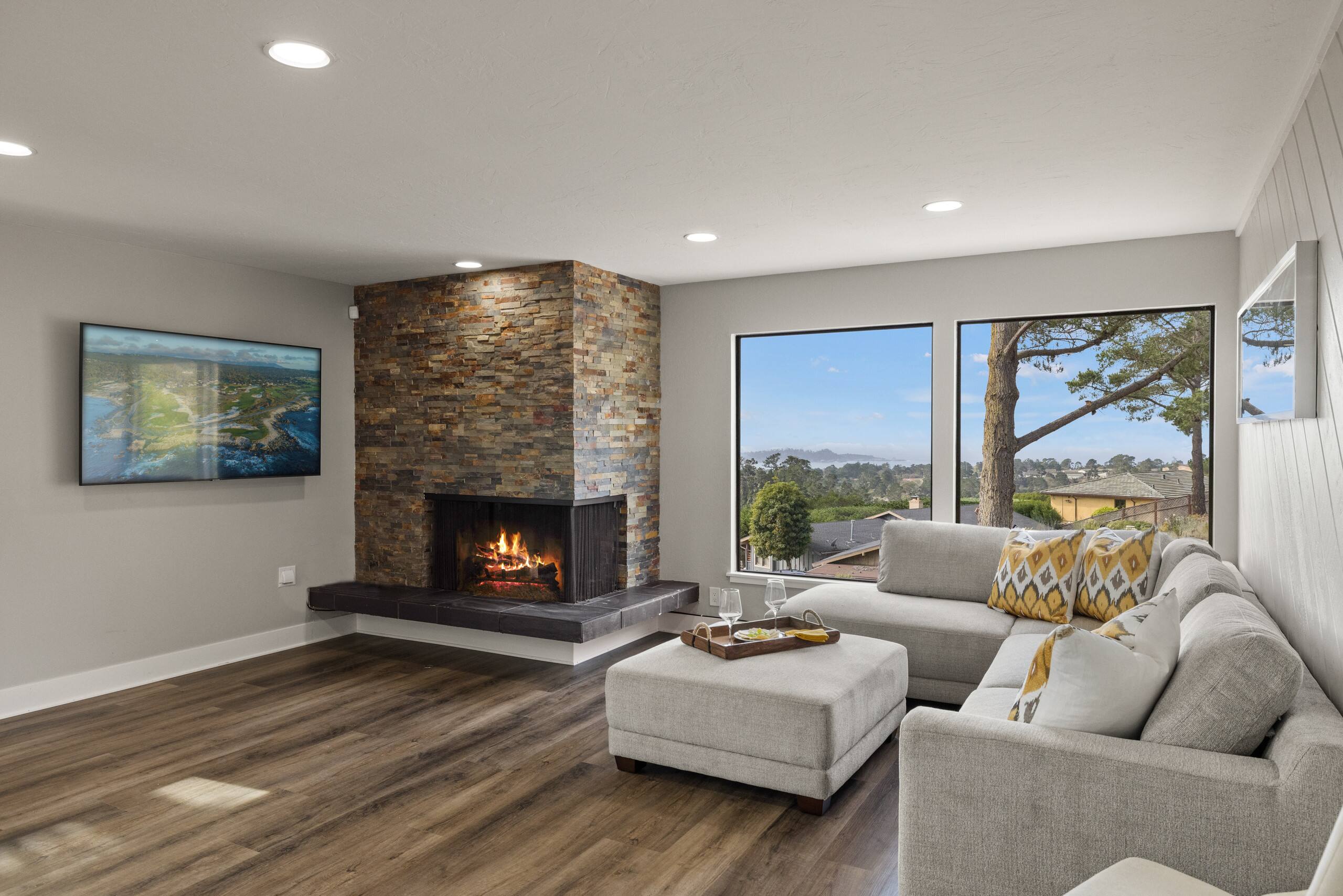 Carmel's Outlook Ocean-View Modern Retreat - Photo 23