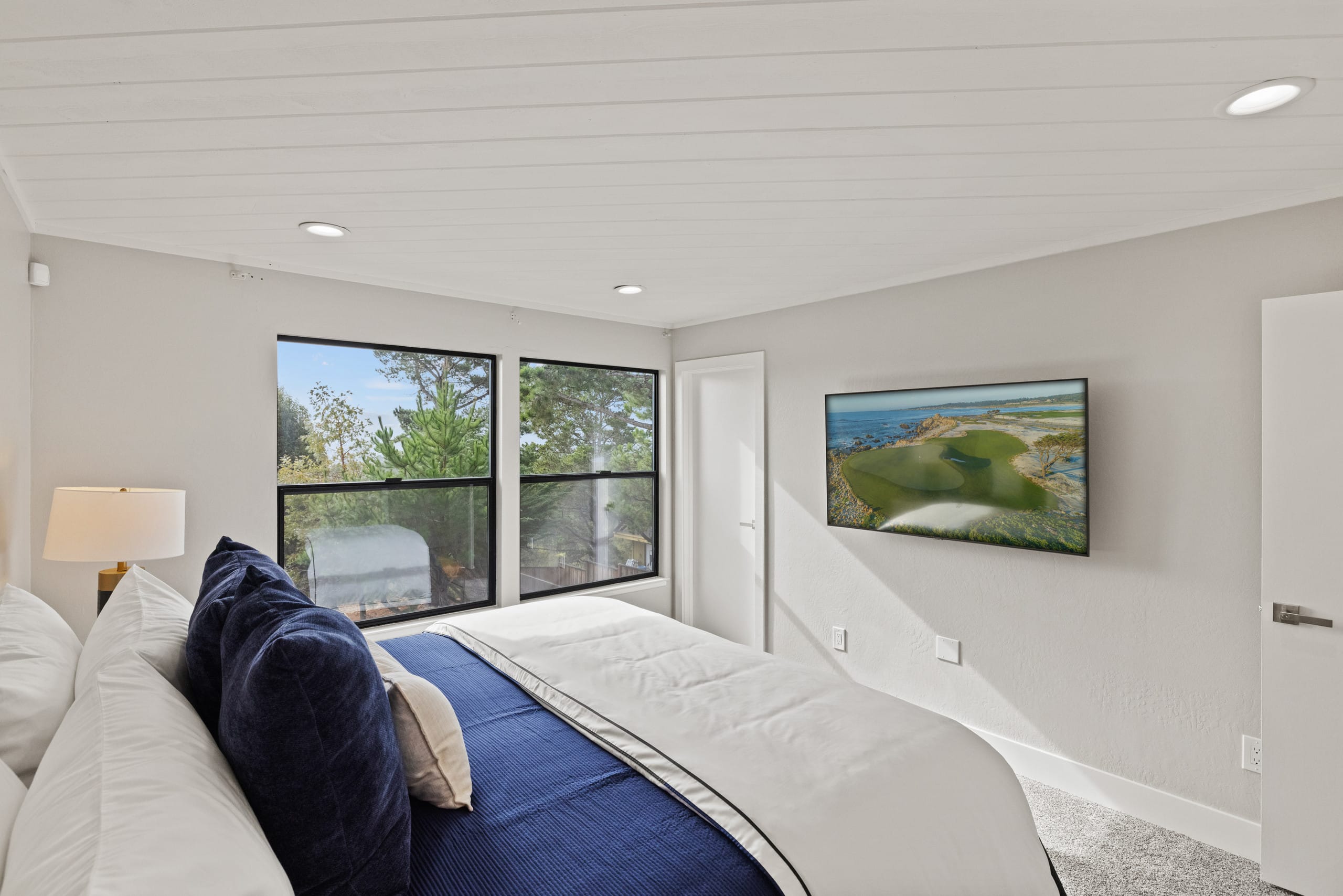 Carmel's Outlook Ocean-View Modern Retreat - Photo 49