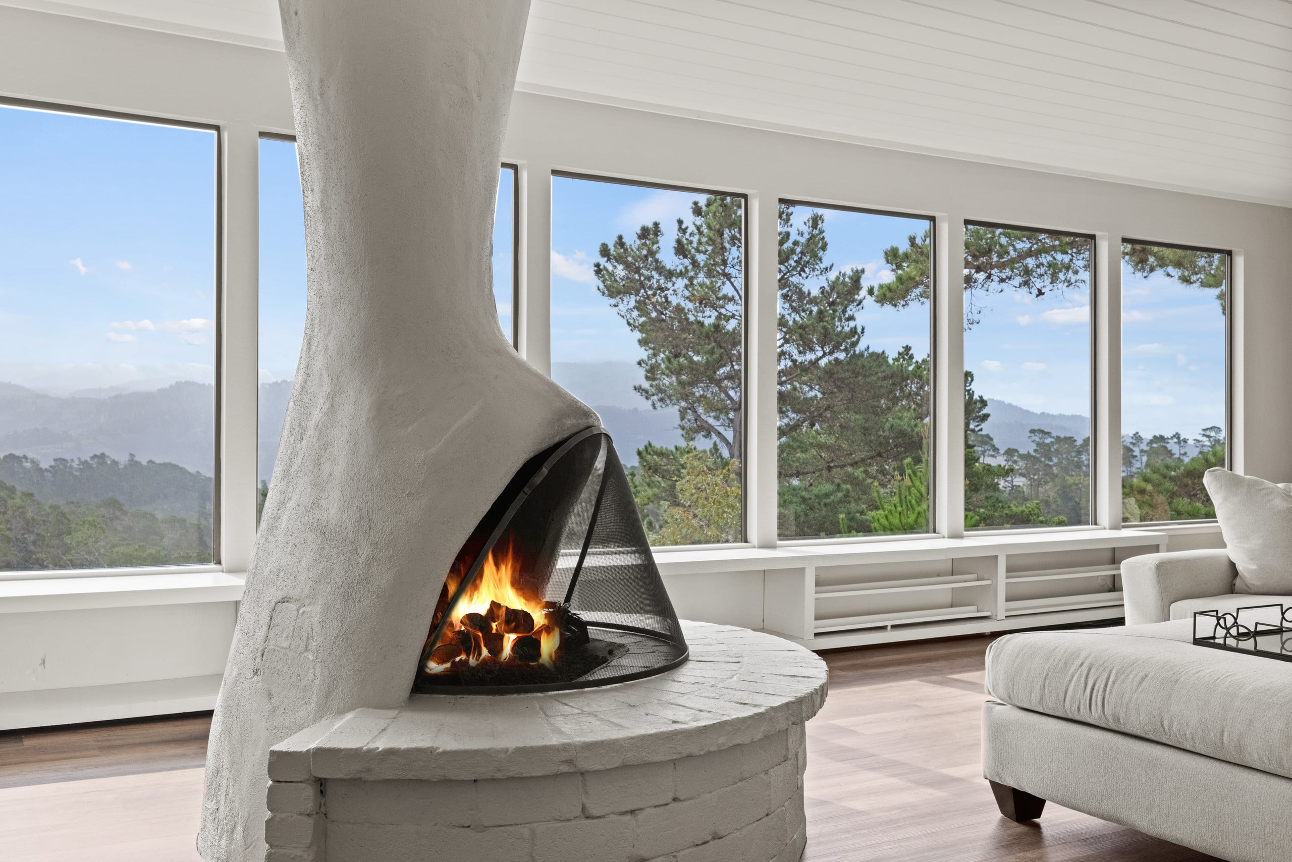 Carmel's Outlook Ocean-View Modern Retreat - Photo 10
