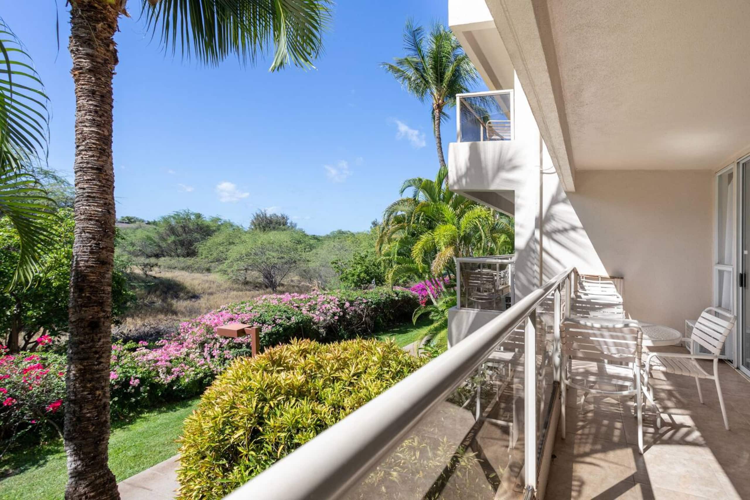 Condo in Kihei · ★4.94 · 1 bedroom · 2 beds · 1 shared bath - Image 16