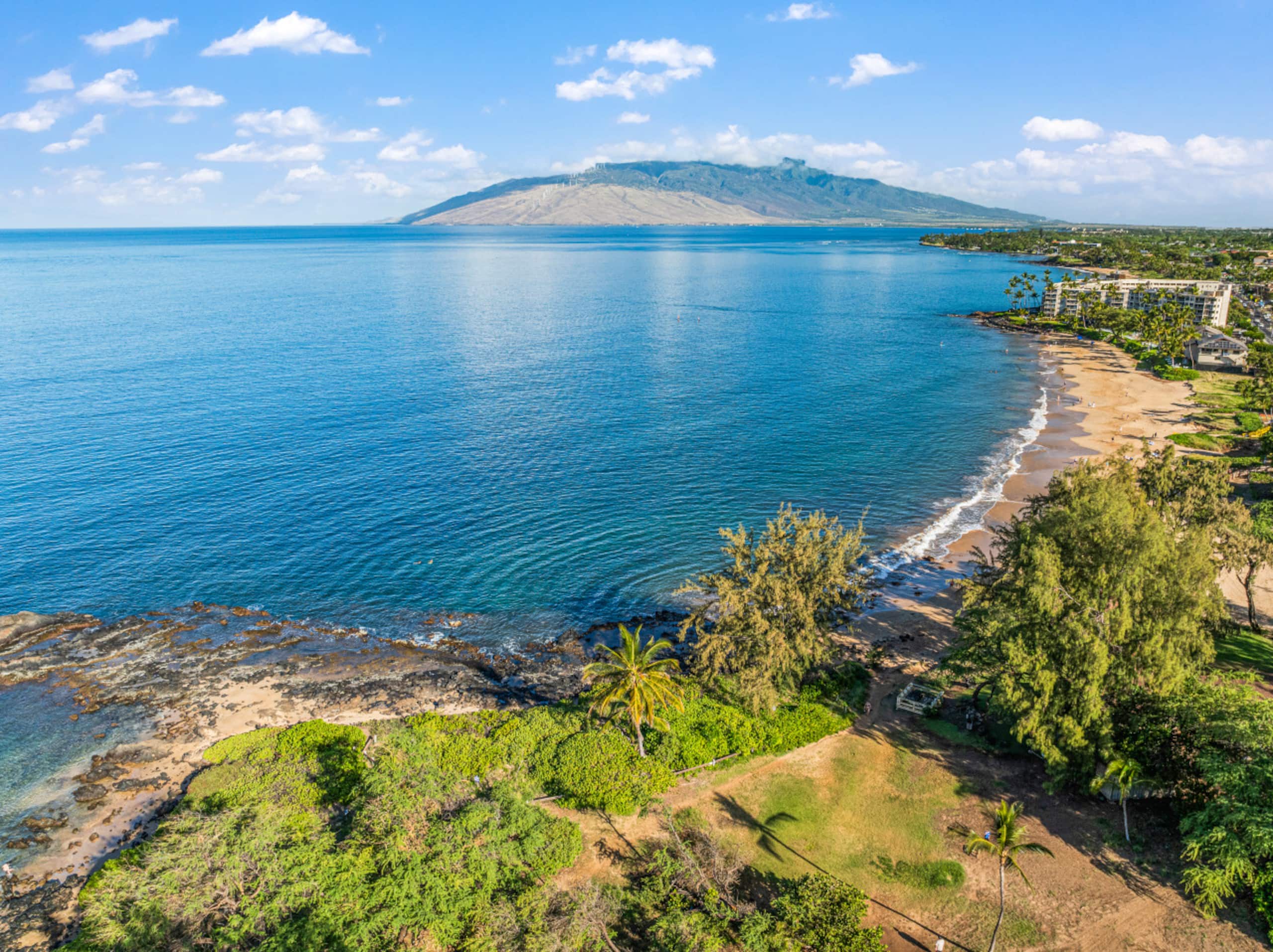 Condo in Kihei · ★4.94 · 1 bedroom · 2 beds · 1 shared bath - Image 31